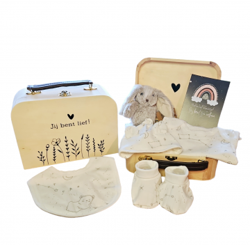 Baby kraamcadeau baby geschenkset koffertje 007