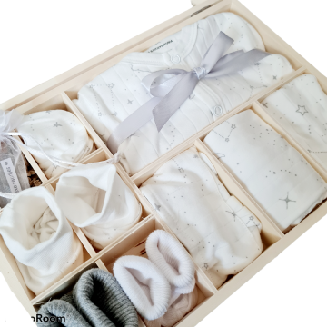 Gepersonaliseerd kraam cadeau baby geschenk cadeau met naam baby 001