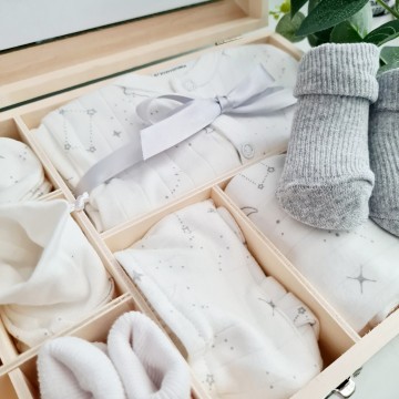 Gepersonaliseerd kraam cadeau baby geschenk cadeau met naam baby 005